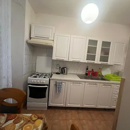 Apartman Lucni Vrch アパート カルロヴィ・ヴァリ
